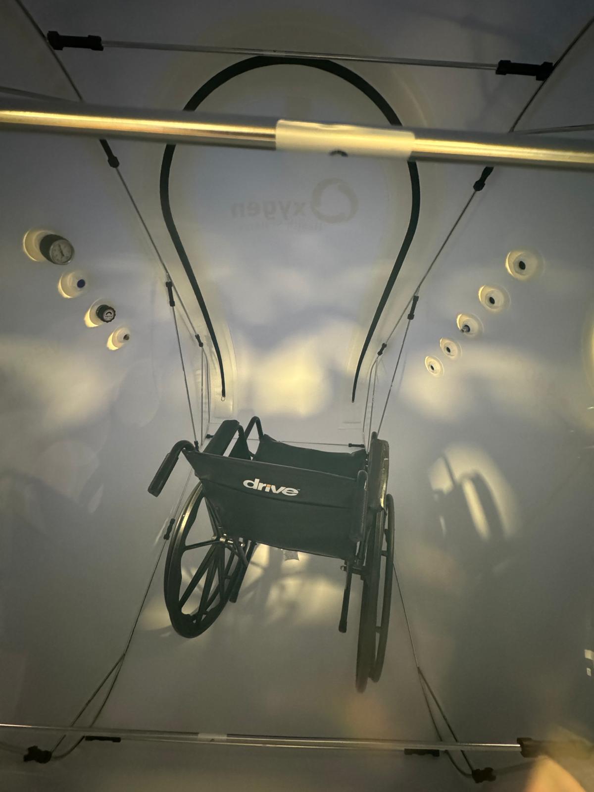 XLT MC4400A Wheelchair Vertical Hyperbaric Chamber – 1.4 ATA