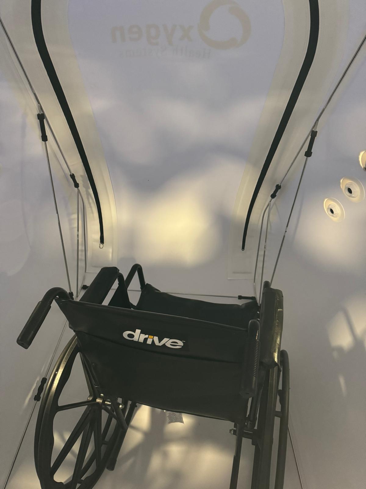 XLT MC4400A Wheelchair Vertical Hyperbaric Chamber – 1.4 ATA