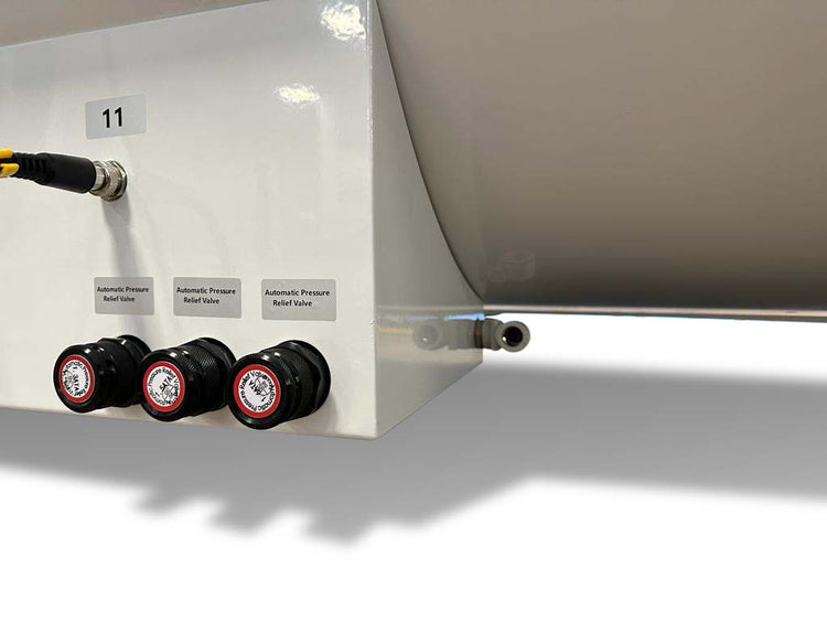 40-Inch White Hard Shell Hyperbaric Oxygen Chamber – 2.0 ATA