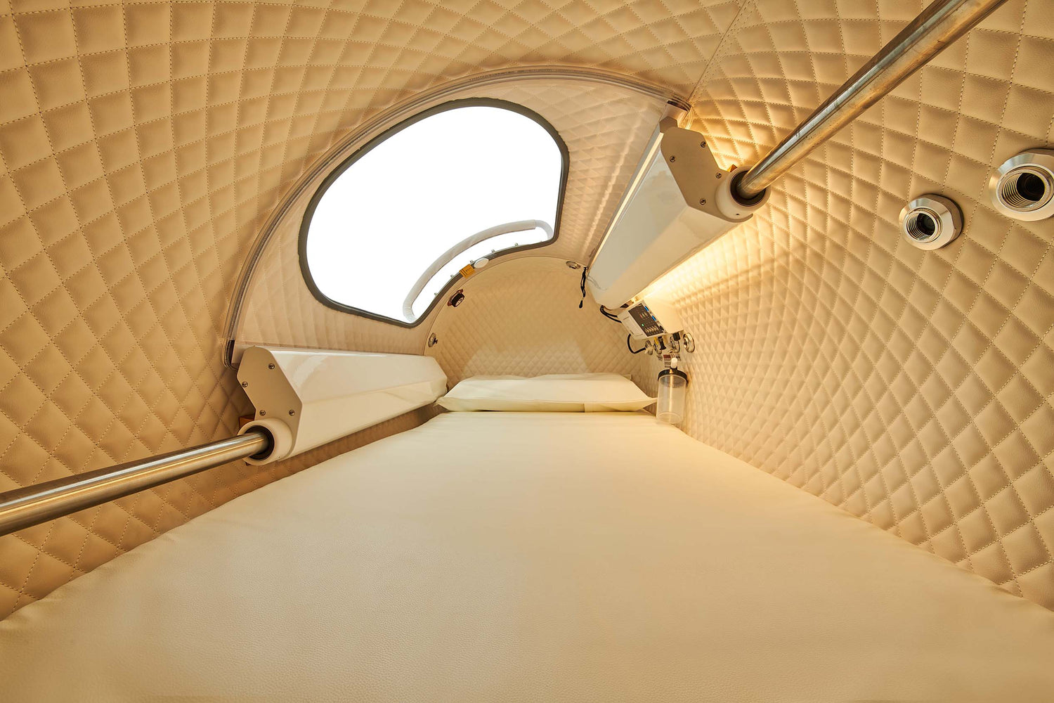 34-Inch Hyperbaric Oxygen Chamber 1.6 ATA – Hard-Shell Design